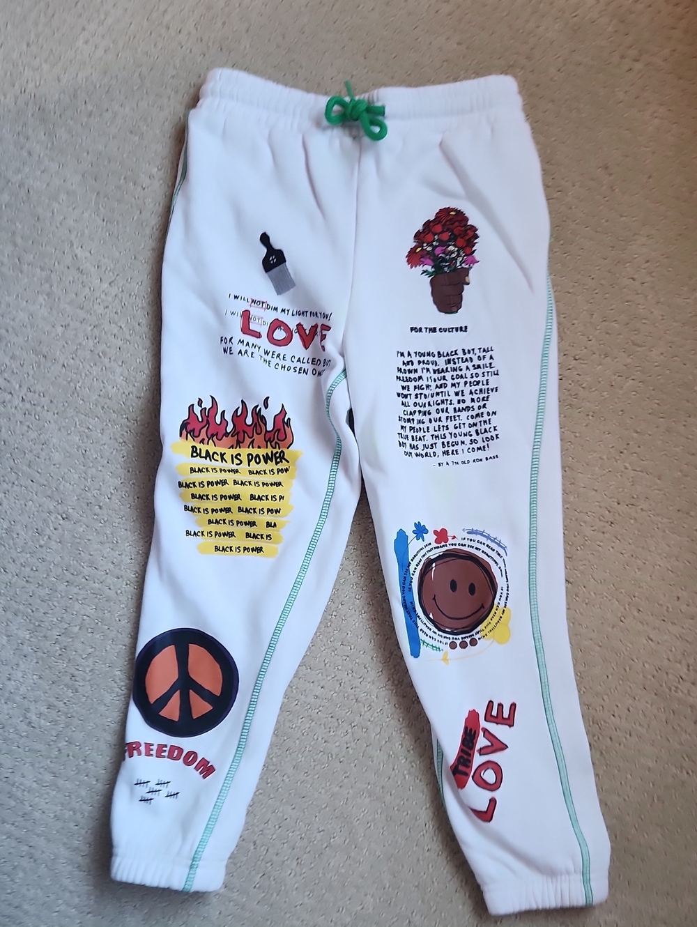 🌟2/$20🌟Forever 21 White Graphic Kids Joggers with Green Trim